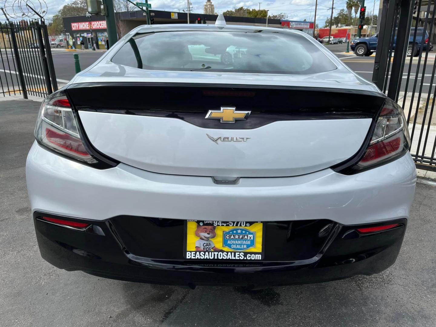 2017 SILVER /BLACK Chevrolet Volt LT w/ Standard Emission Package (1G1RA6S56HU) with an 1.5L L4 DOHC 16V engine, CVT transmission, located at 744 E Miner Ave, Stockton, CA, 95202, (209) 944-5770, 37.956863, -121.282082 - PLUS TAXES AND FEES - Photo#11